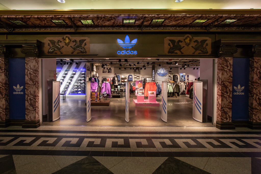 Adidas Originals | Москва, Манежная площадь, 1, стр. 2, Москва